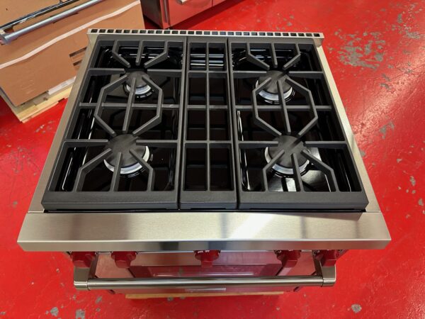 30” Wolf Gas Range GR304 (New Showroom Model) - Image 4