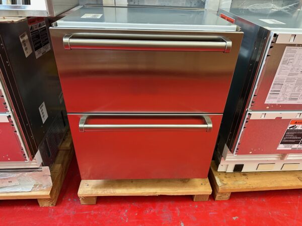 27” Subzero Double Drawer Refrigerator With Stainless Steel Panels ID27R (New Showroom Model) - Image 2