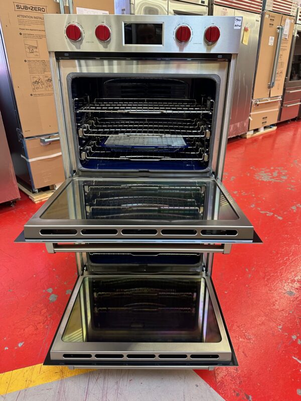 30” Wolf M Series Double Wall Oven DO30PMSPH (Showroom New Display Model) - Image 5