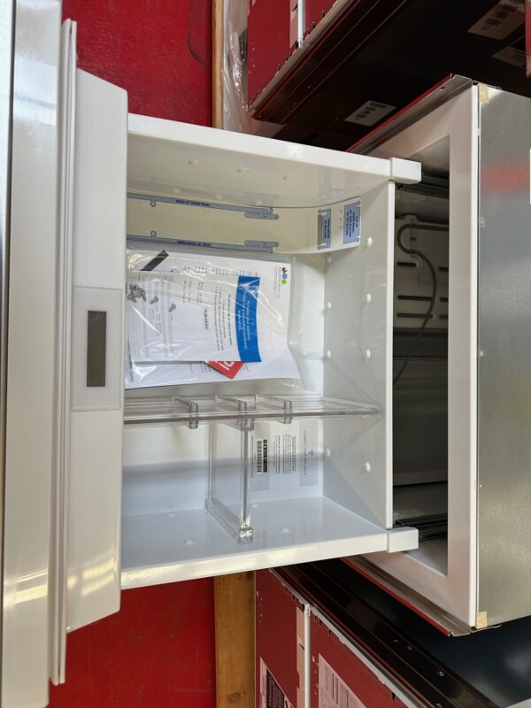 27” Subzero Double Drawer Refrigerator With Stainless Steel Panels ID27R (New Showroom Model) - Image 5