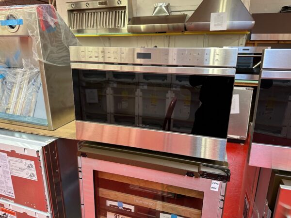24'' Wolf Microwave Drawer MD24TES (Used)
