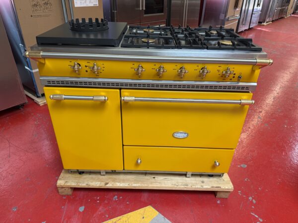 43'' Lacanche Saulieu LP Dual Fuel Range in Provence Yellow DUS1100-ZD-4 (Used) - Image 3