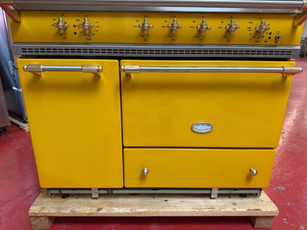 43'' Lacanche Saulieu LP Dual Fuel Range in Provence Yellow DUS1100-ZD-4 (Used) - Image 7