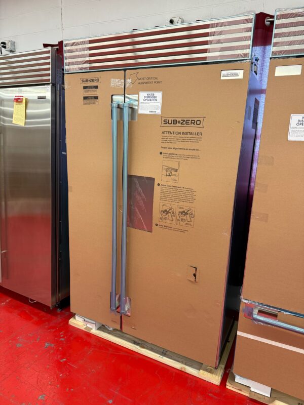 48” Subzero Refrigerator Freezer With Internal Water Dispenser CL4850SIDSP (New open Box) - Image 4