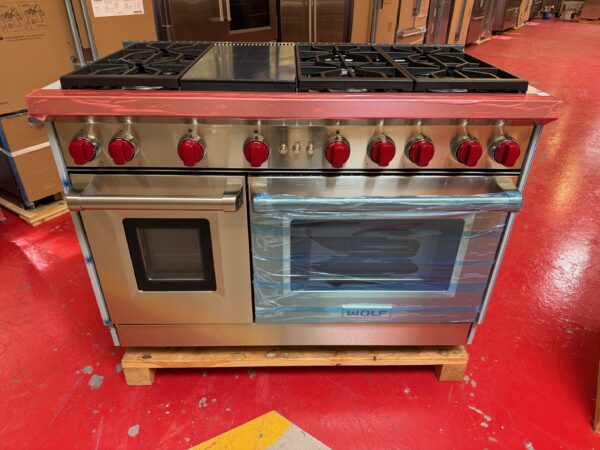 48'' Wolf Gas Range GR486G (Used) - Image 2