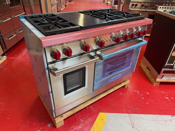 48'' Wolf Gas Range GR486G (Used) - Image 4