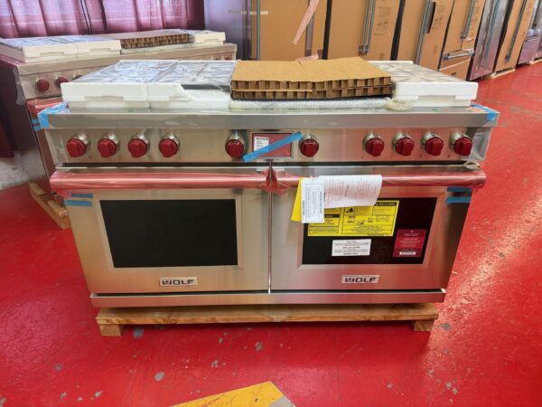 60” Wolf Dual Fuel Natural Gas Range DF60650DGSP (New)