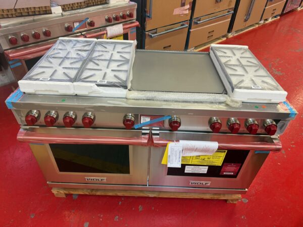 60” Wolf Dual Fuel Natural Gas Range DF60650DGSP (New) - Image 4