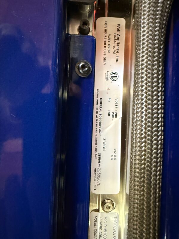 30” Wolf Single Wall Oven E Series SO3050PESP (New Showroom Model) - Image 5