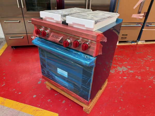 30'' Wolf Dual Fuel Range DF304 (New open Box) - Image 2