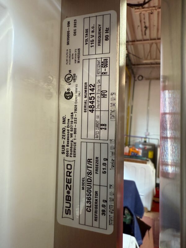 36” Subzero Refrigerator Freezer With Internal Water Dispenser CL3650UIDSTR (New Showroom 12/2023 Model) - Image 6