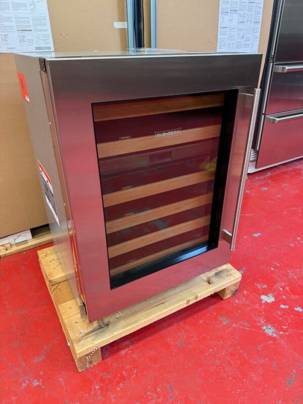 24” Subzero Under Counter Wine Storage With S/S Panel DEU2450WL (New Showroom 2022 model) - Image 4