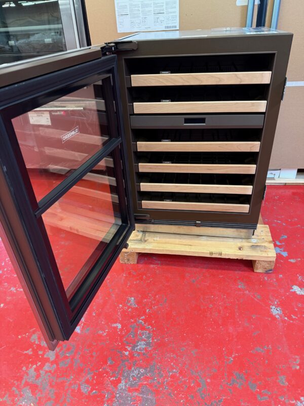 24” Subzero Under Counter Wine Storage With S/S Panel DEU2450WL (New Showroom 2022 model) - Image 5