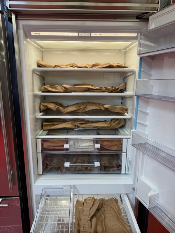 36'' Subzero Refrigerator Freezer BI36USTHRH (Used 2015) - Image 6