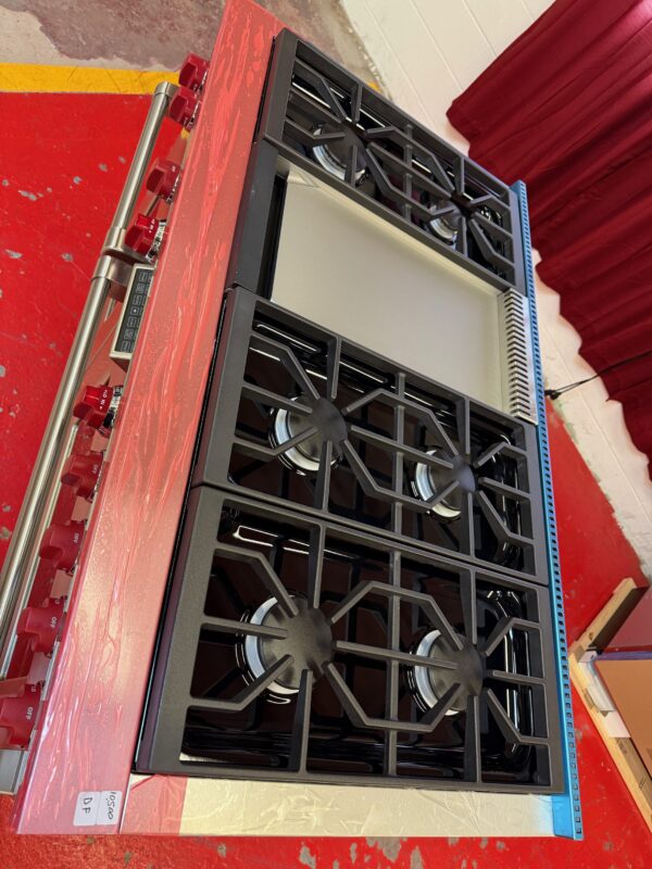 48” Wolf Dual Fuel Range DF486G (Used Natural Gas) - Image 6