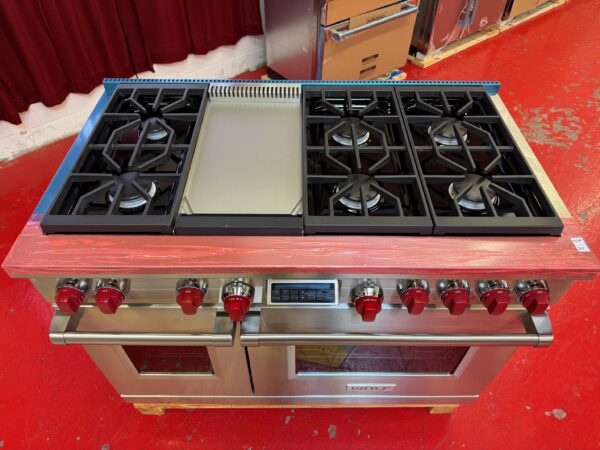 48” Wolf Dual Fuel Range DF486G (Used Natural Gas) - Image 4