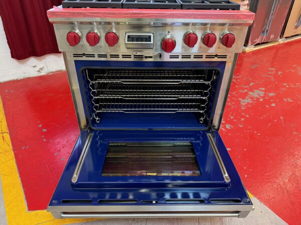 36'' Wolf Dual Fuel LP Range DF366 (Used Liquid Propane) - Image 7