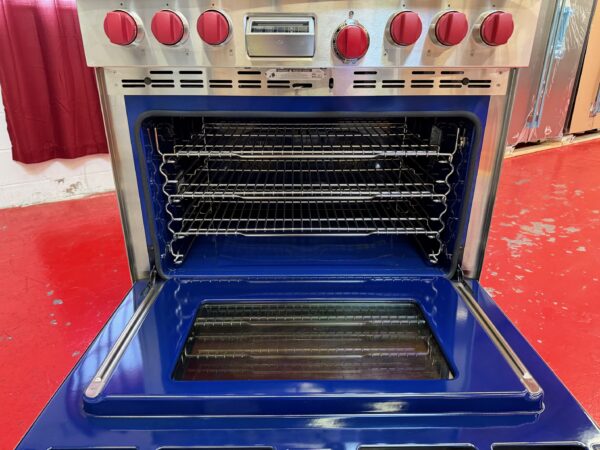 36'' Wolf Dual Fuel LP Range DF366 (Used Liquid Propane) - Image 8