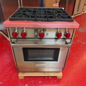 30'' Wolf Gas Range GR304 (New Showroom Model)