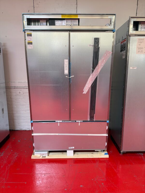 48'' Subzero Refrigerator French Door Panel Ready CL4850UFDO (New 2024)