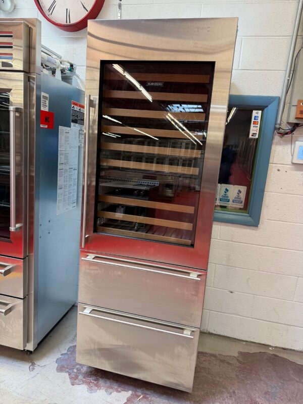 30'' Subzero Wine Cooler With Refrigerator Drawers DET3050WRR (2023 Model) - Image 4