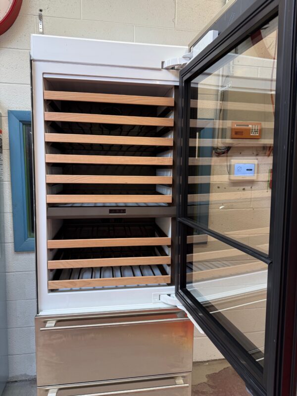 30'' Subzero Wine Cooler With Refrigerator Drawers DET3050WRR (2023 Model) - Image 5