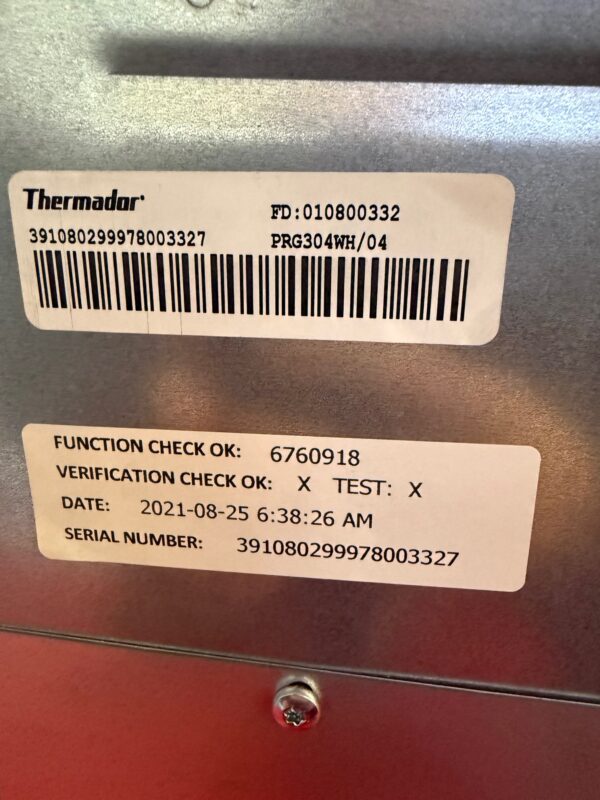 30'' Thermador Pro Harmony Gas Range PRG304WH (Used) - Image 2
