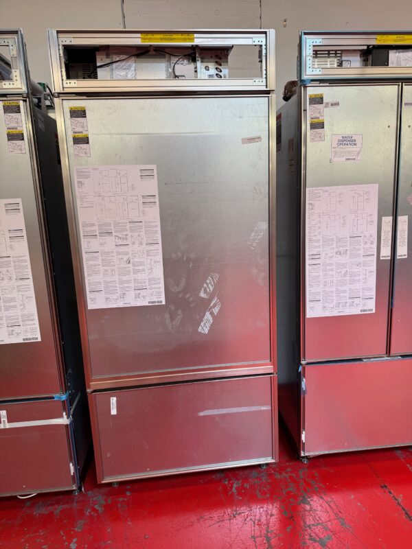 36” Subzero Refrigerator Freezer Panel Ready BI36UOLH (Used 2020 Model)