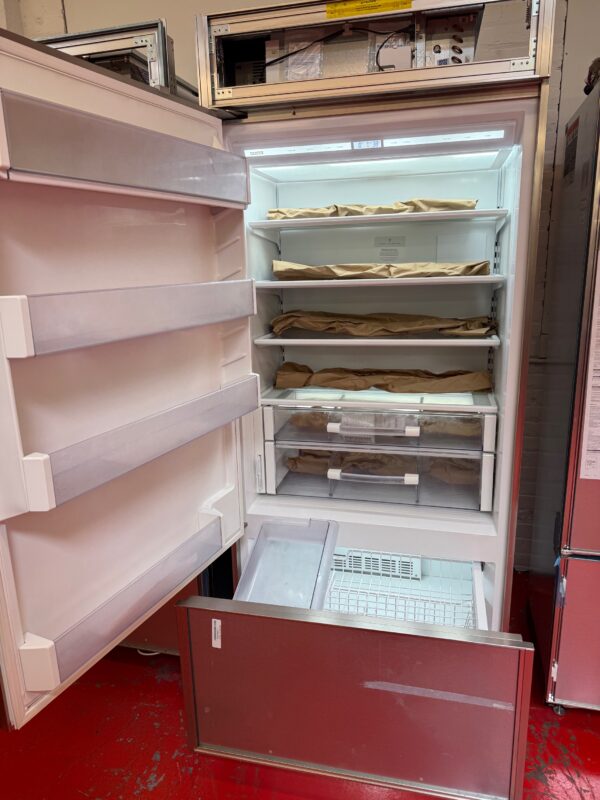 36” Subzero Refrigerator Freezer Panel Ready BI36UOLH (Used 2020 Model) - Image 4