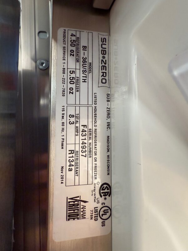 36” Subzero Refrigerator Freezer BI36USTHLH (Used 11/2014) - Image 7