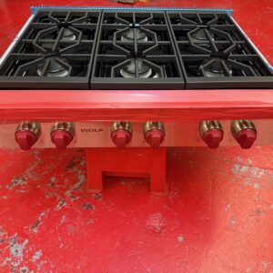 36'' Wolf LP Range top SRT366LP (Used)