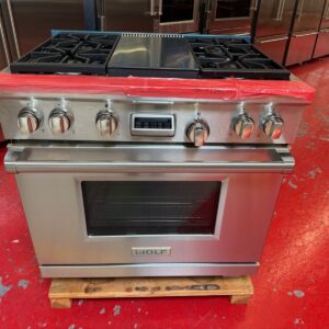 36'' Wolf Dual Fuel LP Range DF364GLP (Used)