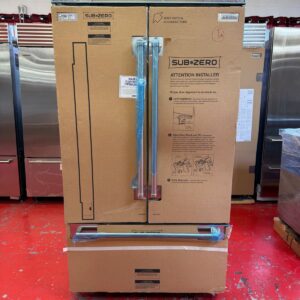 42'' Subzero Refrigerator Freezer With Water Dispenser CL4250UFDIDSP (2024 Model)