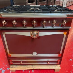 36'' La Cornue Cornufe 90 Albertine  Burgundy With Copper C1RC (Used Natural Gas)