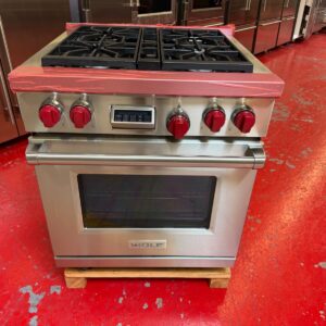 30” Wolf Dual Fuel Range DF304LP (Used Liquid Propane)