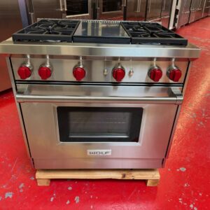 36'' Wolf Gas Range GR364G (Used)