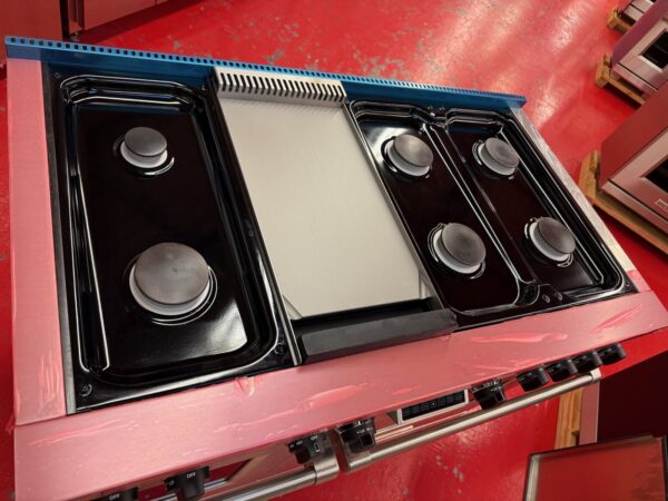 48'' Wolf Dual Fuel Range DF486G (Used Natural Gas Only) - Image 7