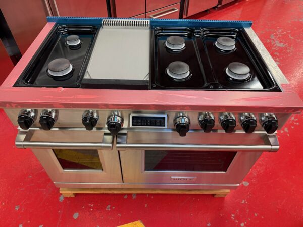 48'' Wolf Dual Fuel Range DF486G (Used Natural Gas Only) - Image 5