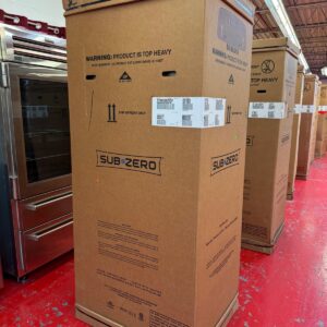 36” Subzero Refrigerator French Door With Water Dispenser CL3650UFDIDSP (New)