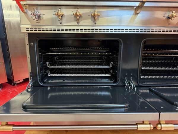 55 5/16” Lacanche Sully Dual Fuel Range DUS1402D00GD Stainless Steel with Brass (Used 2012 Model) - Image 10