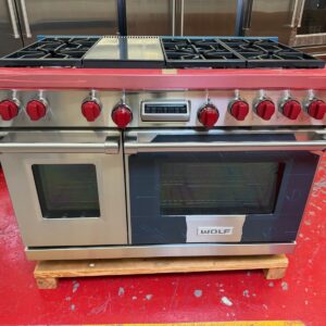 48” Wolf Dual Fuel Range DF486G (Very Slightly used)