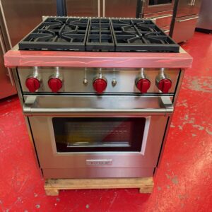30” Wolf Natural Gas Range GR304 (Very Slightly used)