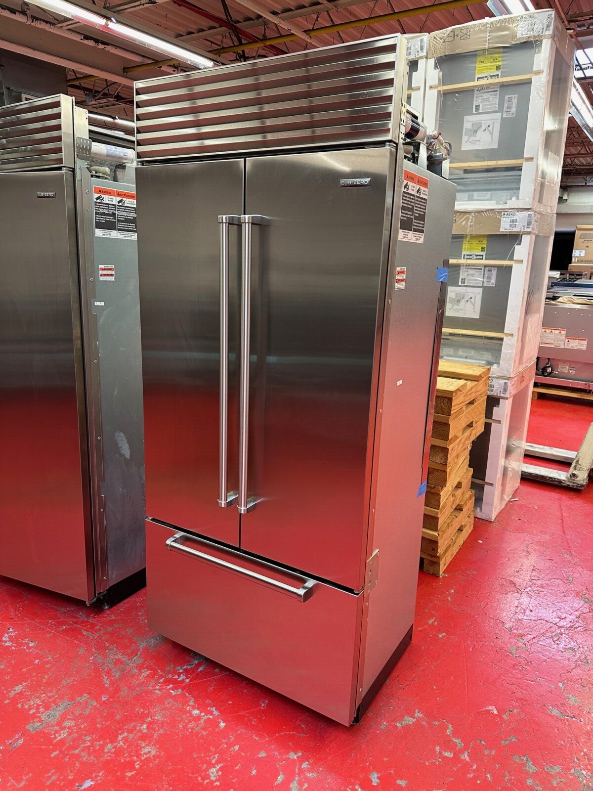 36'' Subzero Refrigerator Freezer French Door BI36UFDSPH (Used 2012) - Image 4