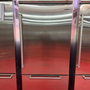 36” Subzero Refrigerator Bottom Freezer BI36USPHRH (Used 2018)
