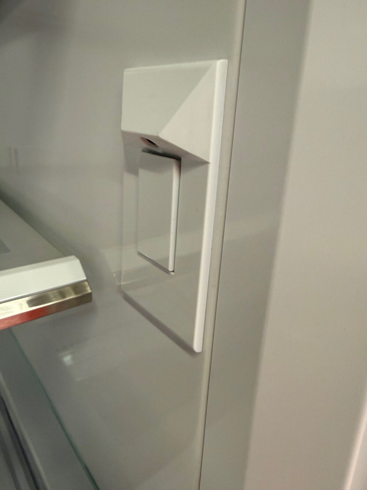 36'' Subzero Refrigerator Freezer With Water Dispenser CL3650UIDSPL (Used 09/2025) - Image 8