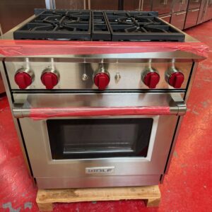 30'' Wolf Gas Range GR304 (Used Natural Gas)