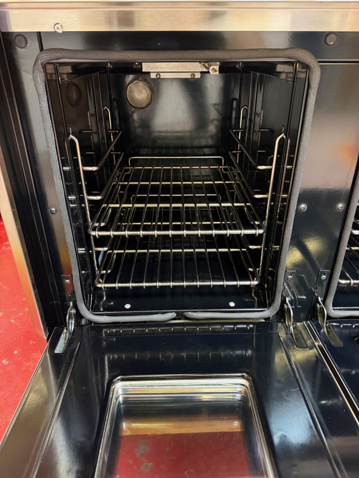 48'' Wolf Propane Range GR486CLP (Used, Propane) - Image 11