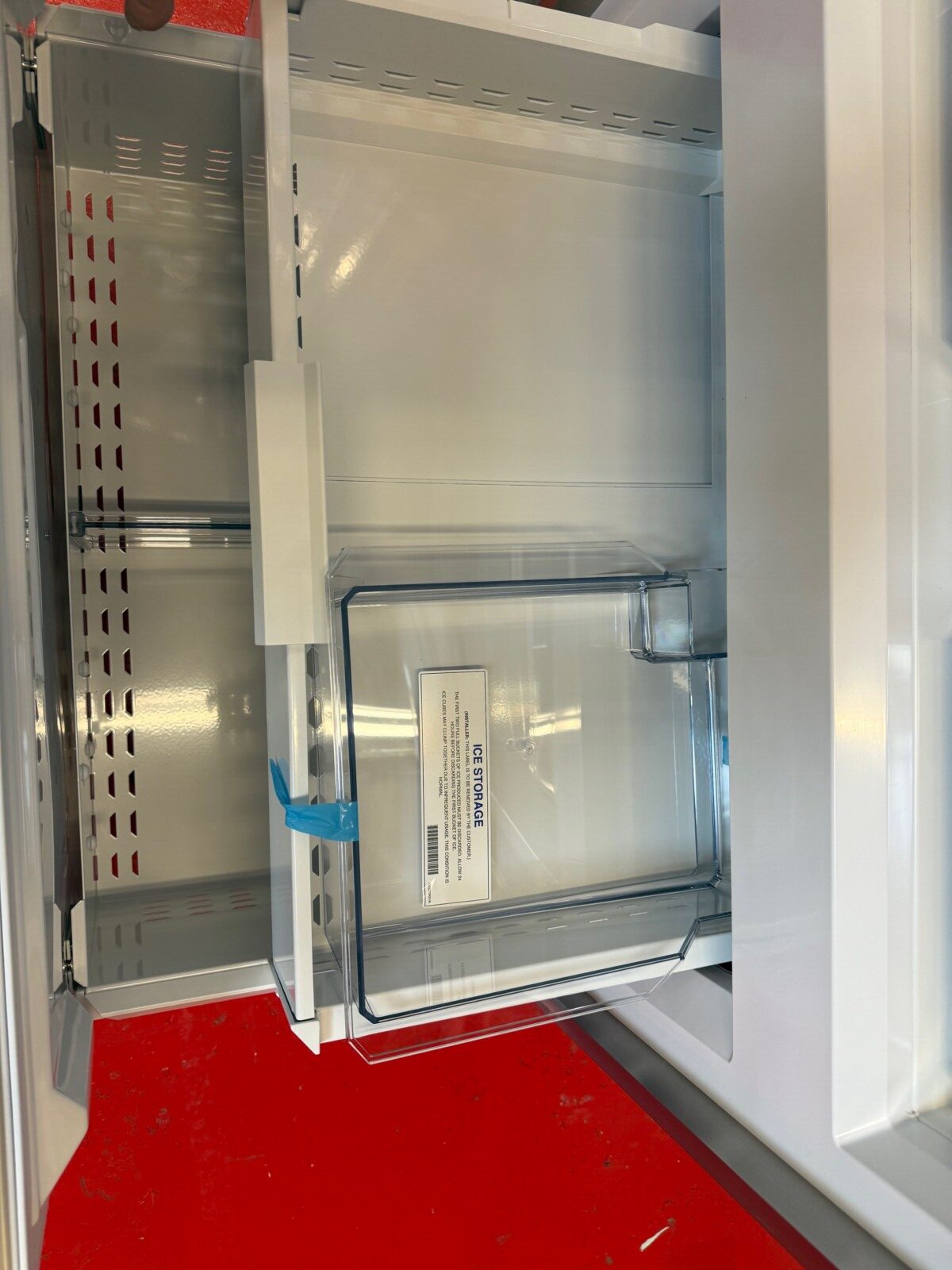 36” Subzero Refrigerator With Bottom Freezer CL3650USTL (New 2024) - Image 9