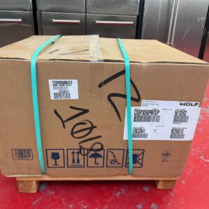 30'' Wolf Professional Plumbed Steam Oven CSOP3050PMSP (New)