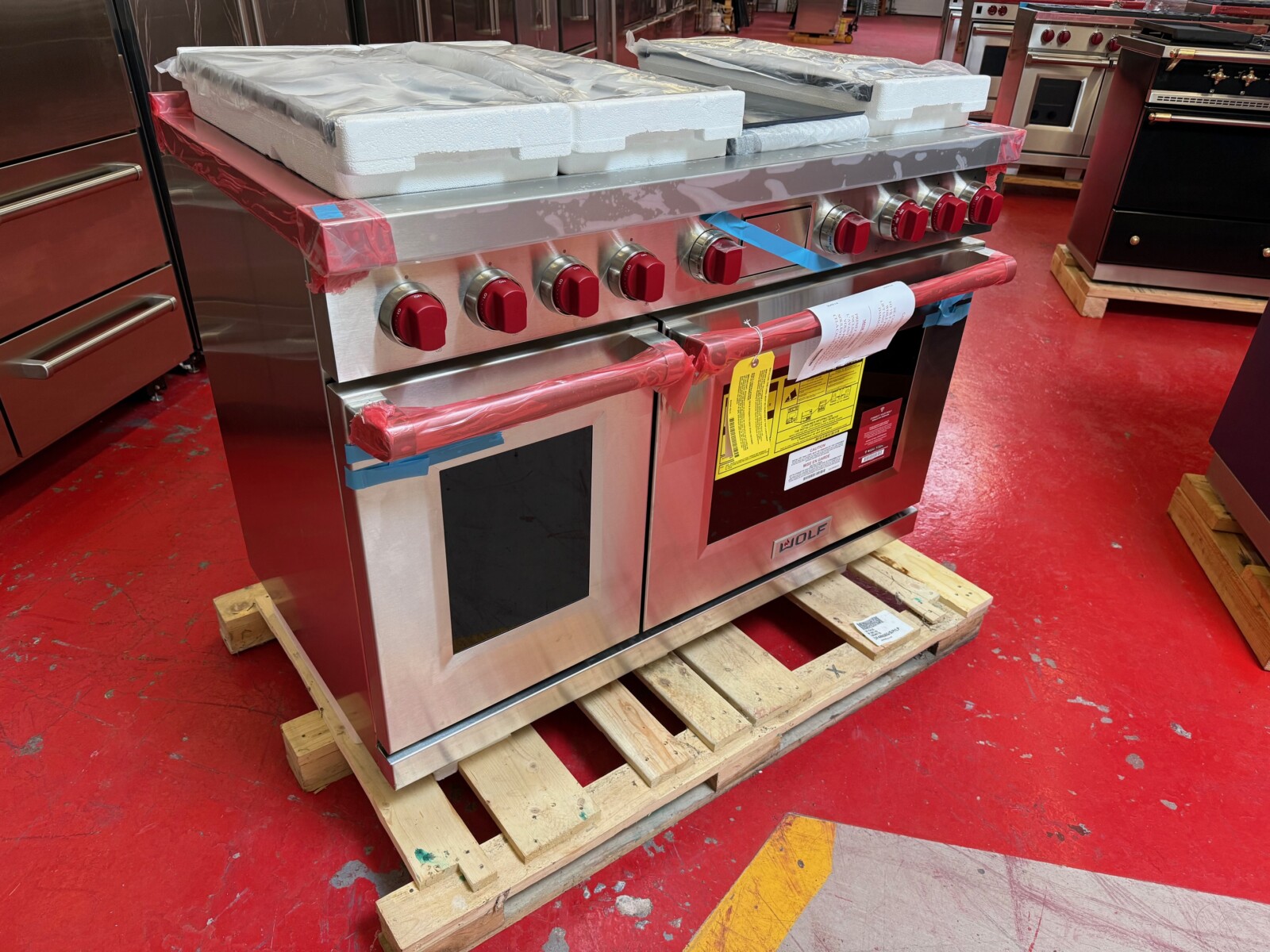 48'' Wolf M Series Dual Fuel Propane Range DF48650GSPLP (New) - Image 3